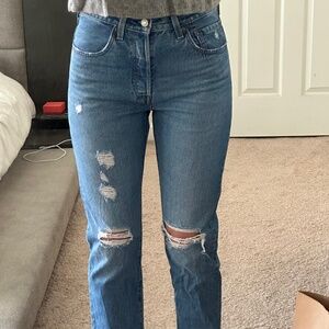 Levi’s blue ripped jeans